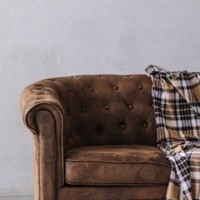 Transforma tu hogar con elegancia: Cómo decorar con un sillón chester